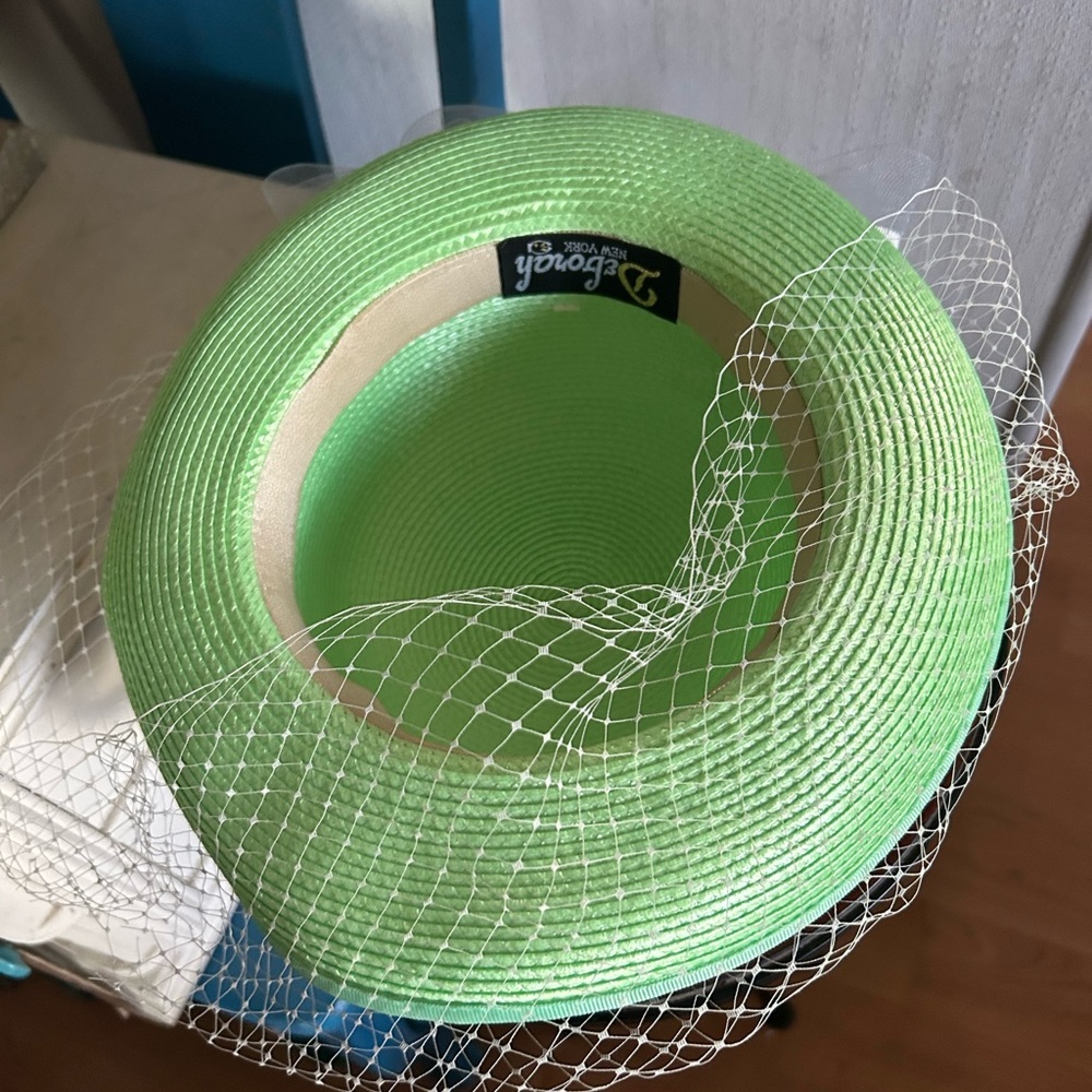 Vintage Mint Green Straw Hat - Picture 6 of 7
